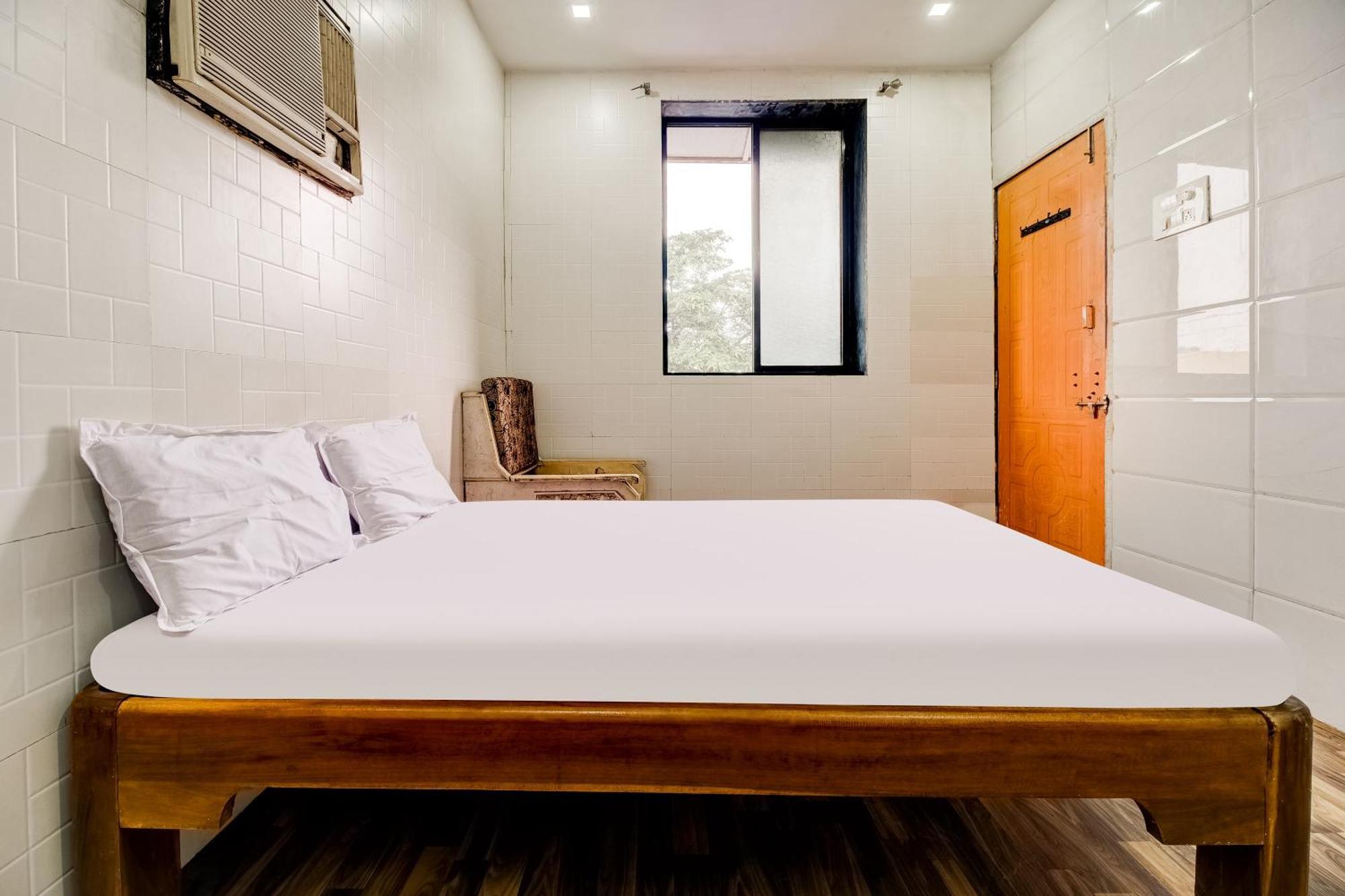 Ulhāsnagar Hotel O Sargam Lodging And Boarding מראה חיצוני תמונה