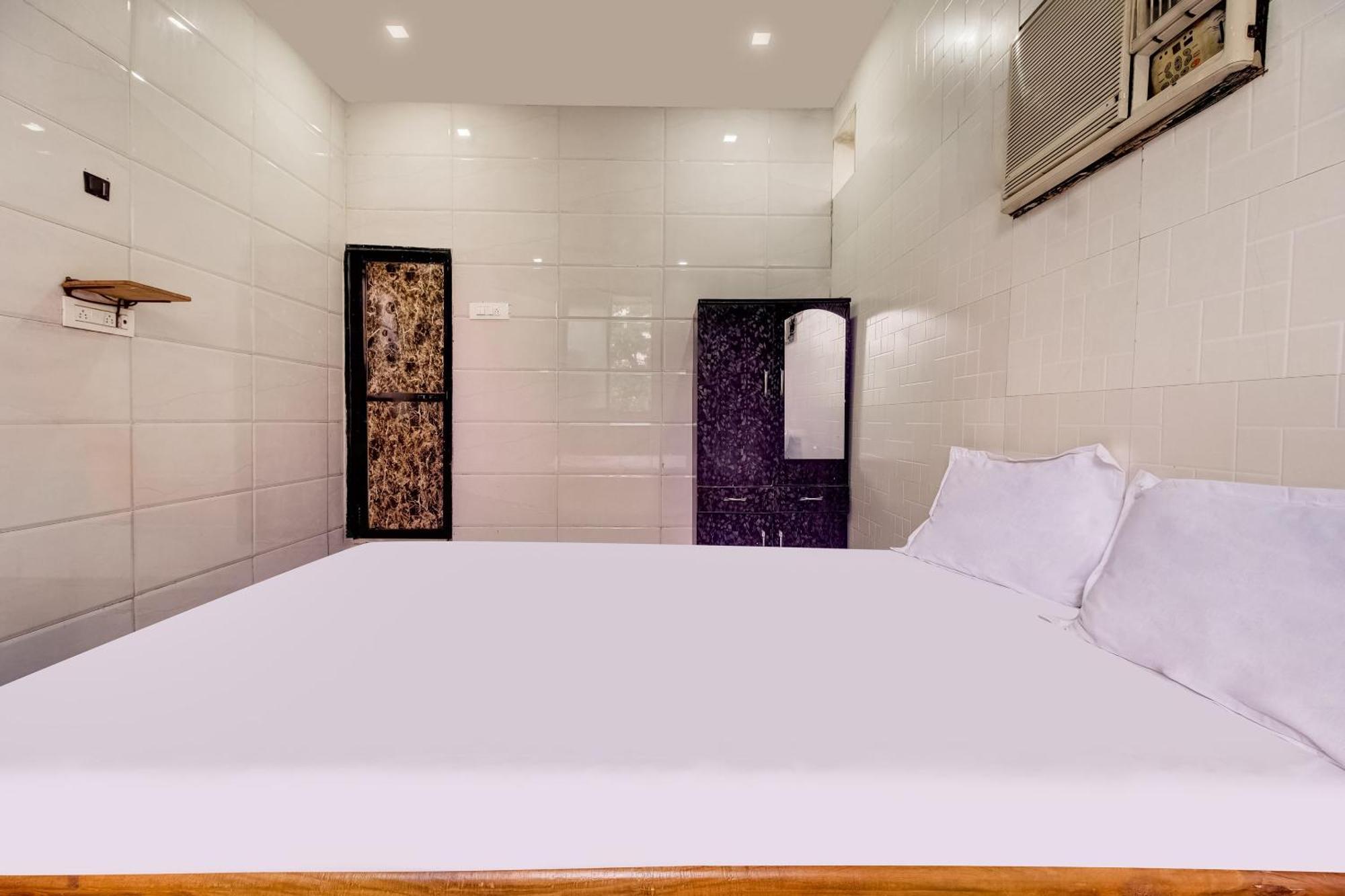 Ulhāsnagar Hotel O Sargam Lodging And Boarding מראה חיצוני תמונה