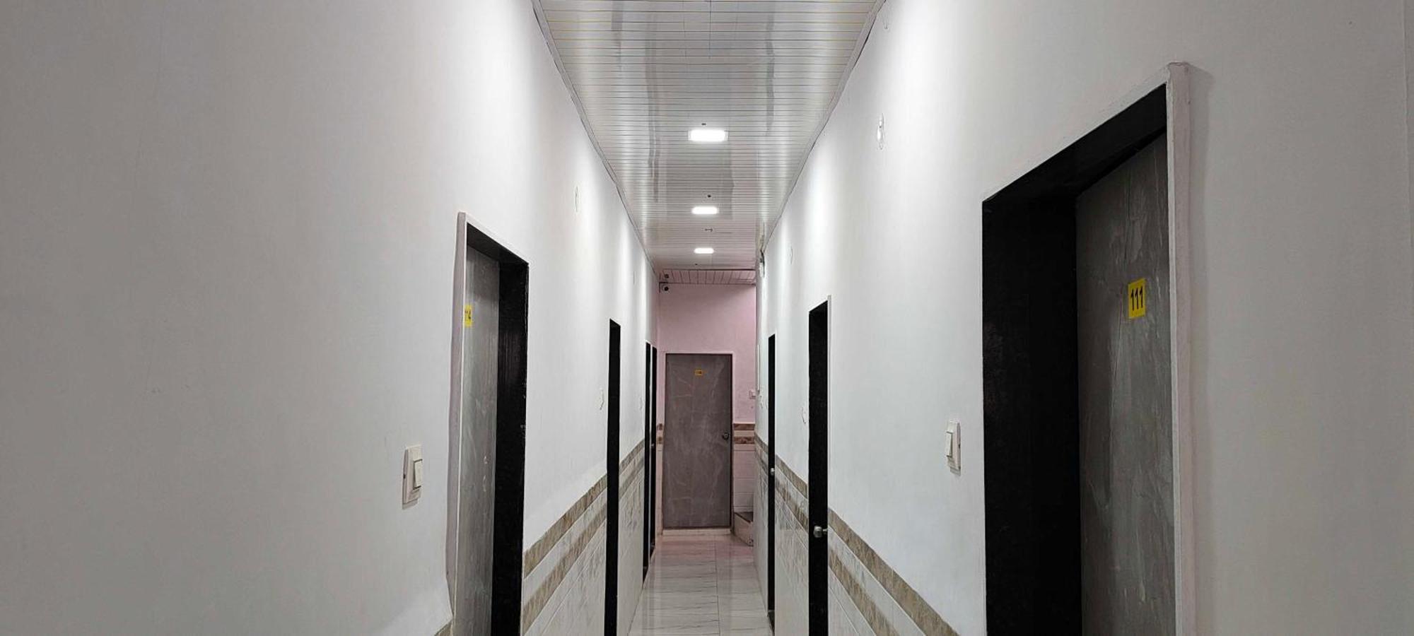 Ulhāsnagar Hotel O Sargam Lodging And Boarding מראה חיצוני תמונה